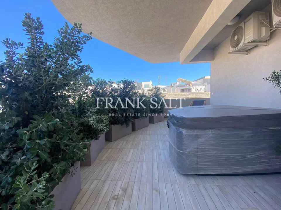 Swieqi, Furnished Apartment