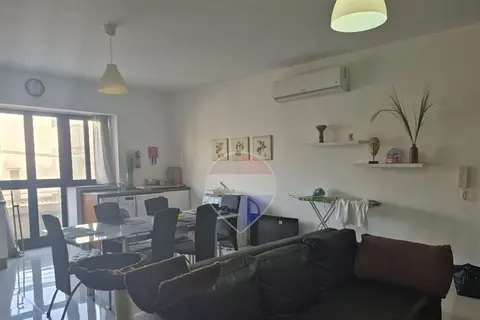 3 Bedroom Apartment For Sale in Kalkara