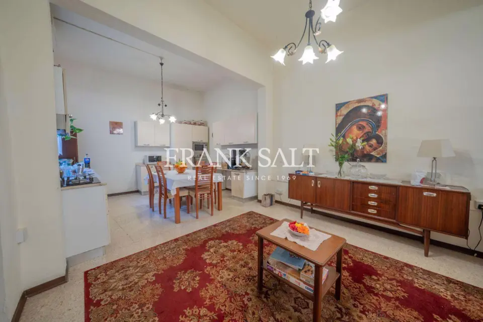 Luqa Converted Townhouse