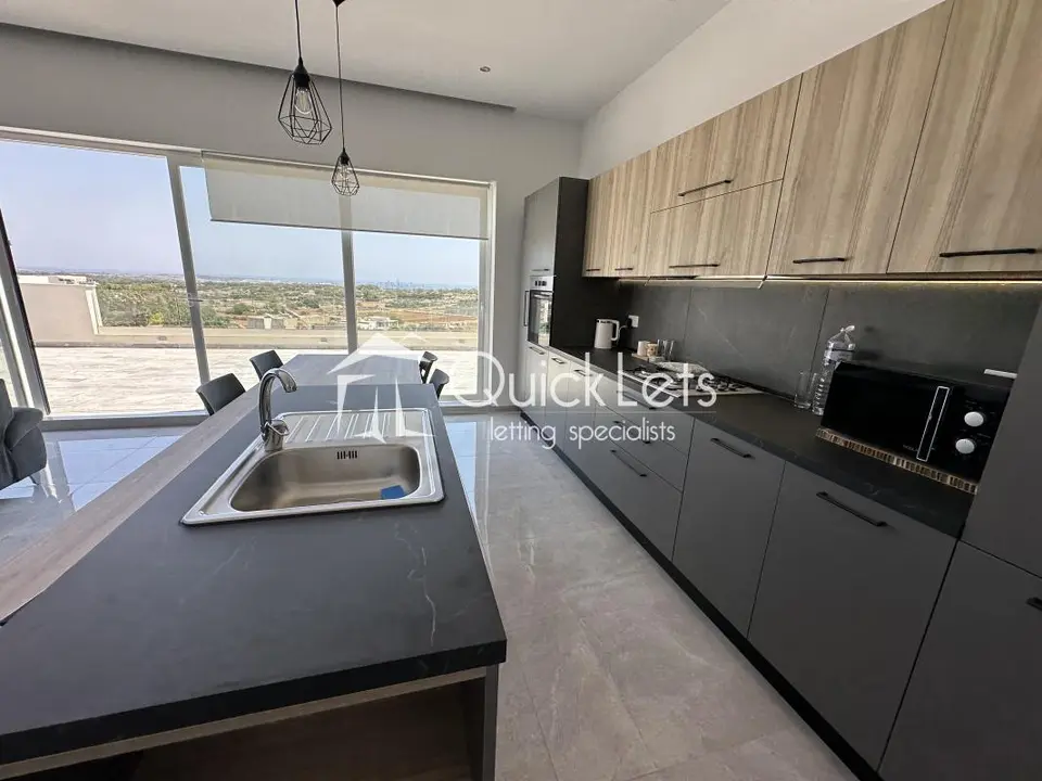 2 bedroom Penthouse to rent in Zurrieq
