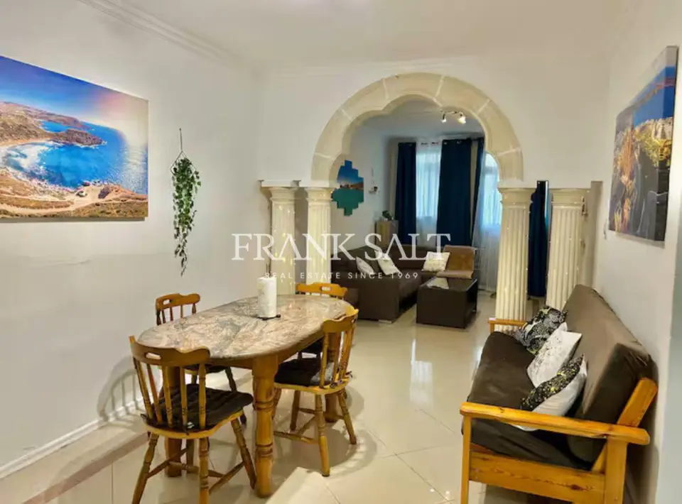 Mellieha, Maisonette