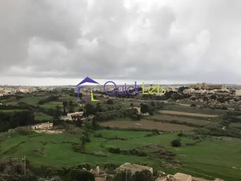 2 bedroom Townhouse to rent in Mdina
