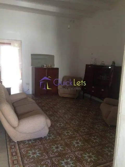 1 bedroom Maisonette to rent in Gzira