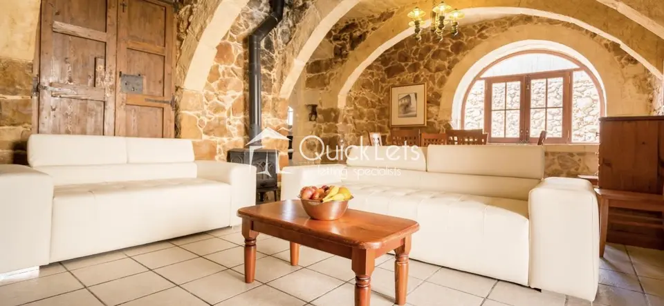 4 bedroom Farmhouse to rent in Gozo - Xaghra