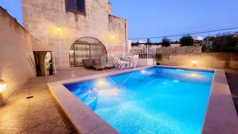 4 bedroom Farmhouse to rent in Gozo - Victoria