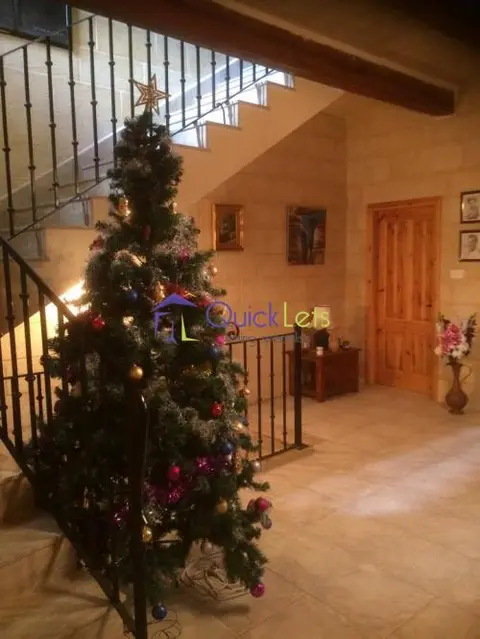 3 bedroom House of Character to rent in Mosta