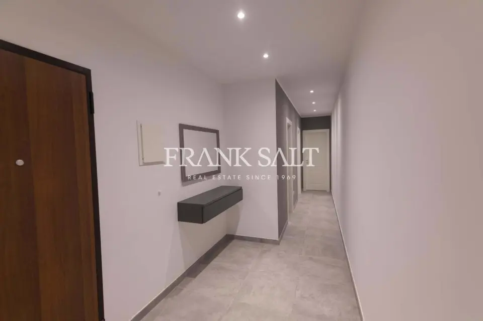 Gzira, Furnished Apartment