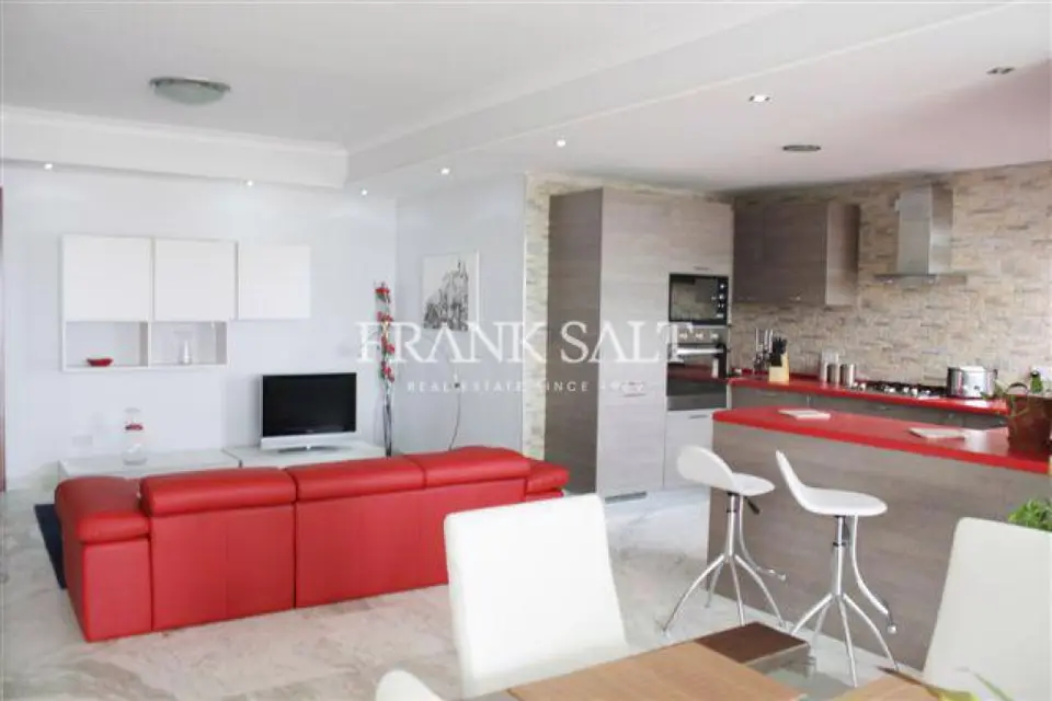 Marsascala, Penthouse