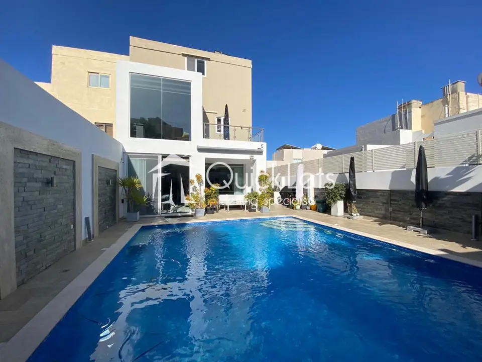 4 bedroom Semi Detached Villa to rent in San Gwann