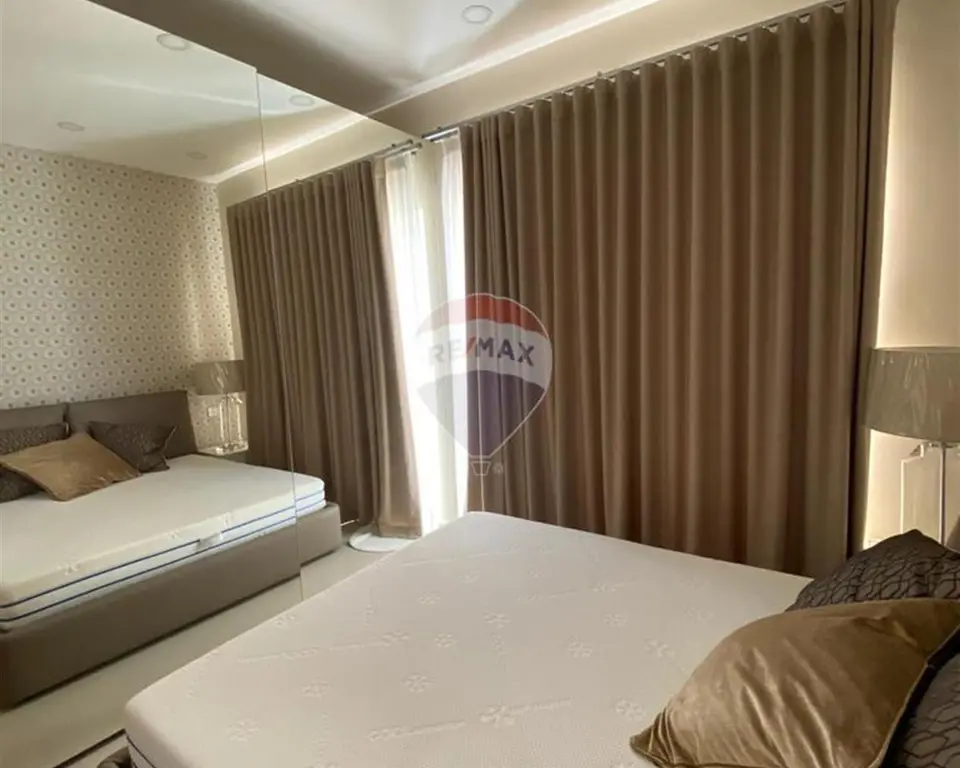 2 bedroom Penthouse to rent in St Julian's