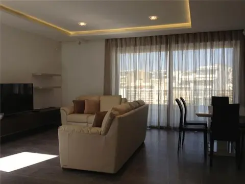 2 bedroom Penthouse to rent in Swieqi