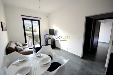 2 bedroom Apartment to rent in Gzira