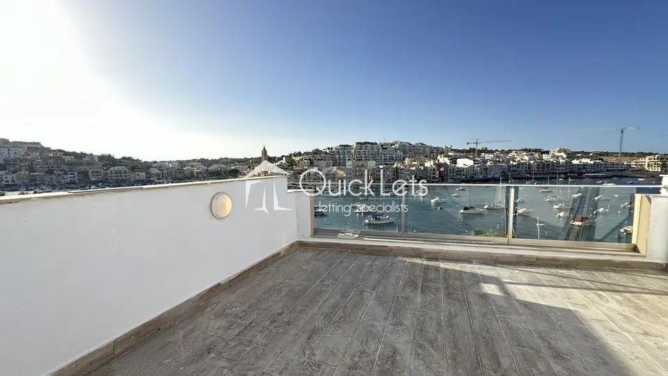 2 bedroom Penthouse to rent in Marsaskala