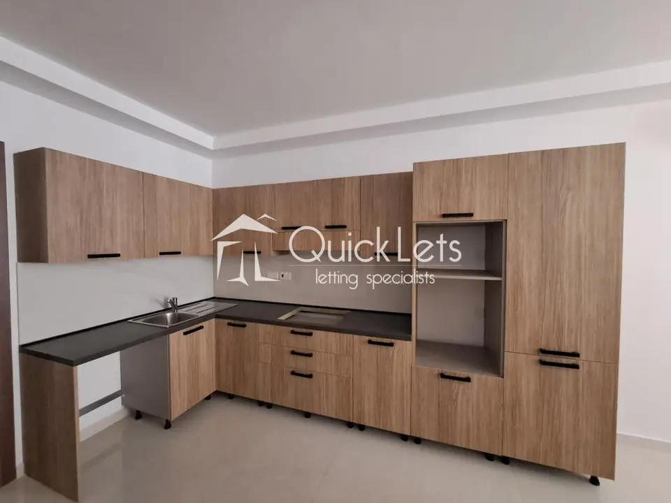 3 bedroom Maisonette to rent in Marsaskala