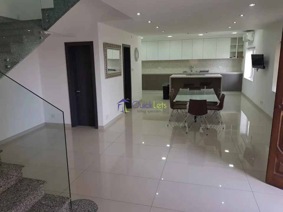 2 bedroom Terraced House to rent in Luqa