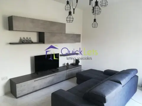 1 bedroom Room to rent in Pembroke