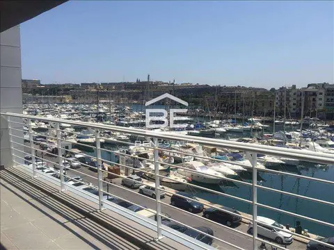 4 bedroom Apartment to rent in Ta' Xbiex